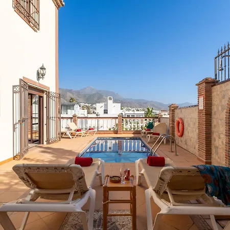 Miguel Franco By Casitas Select Нерха